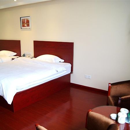 Greentree Inn Jiangxi Fuzhou Gandong Bridge Express Hotel Exteriör bild