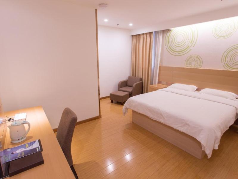 Greentree Inn Jiangxi Fuzhou Gandong Bridge Express Hotel Exteriör bild