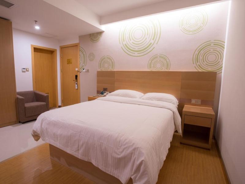 Greentree Inn Jiangxi Fuzhou Gandong Bridge Express Hotel Exteriör bild