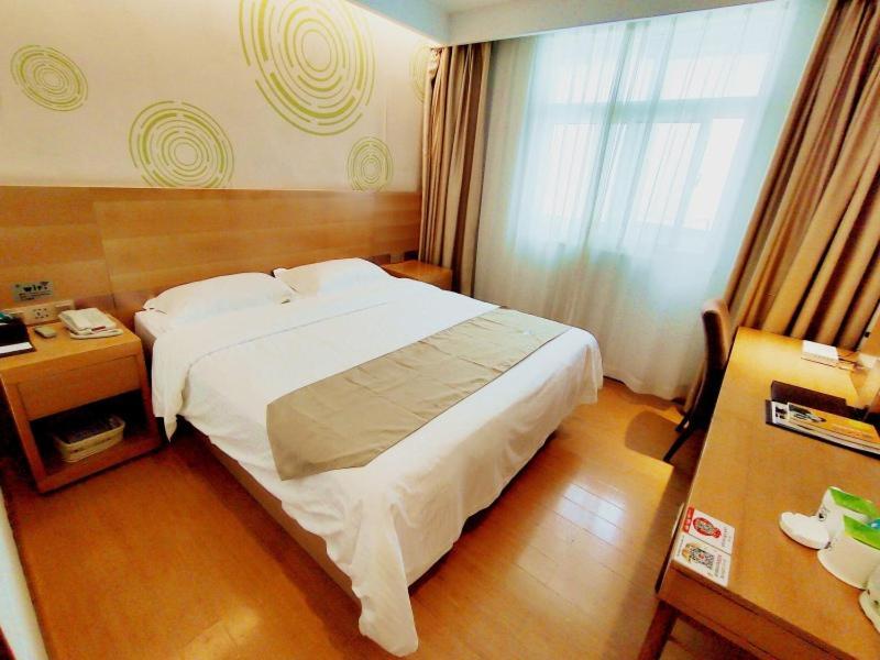 Greentree Inn Jiangxi Fuzhou Gandong Bridge Express Hotel Exteriör bild