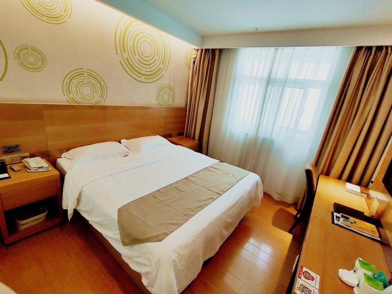 Greentree Inn Jiangxi Fuzhou Gandong Bridge Express Hotel Exteriör bild