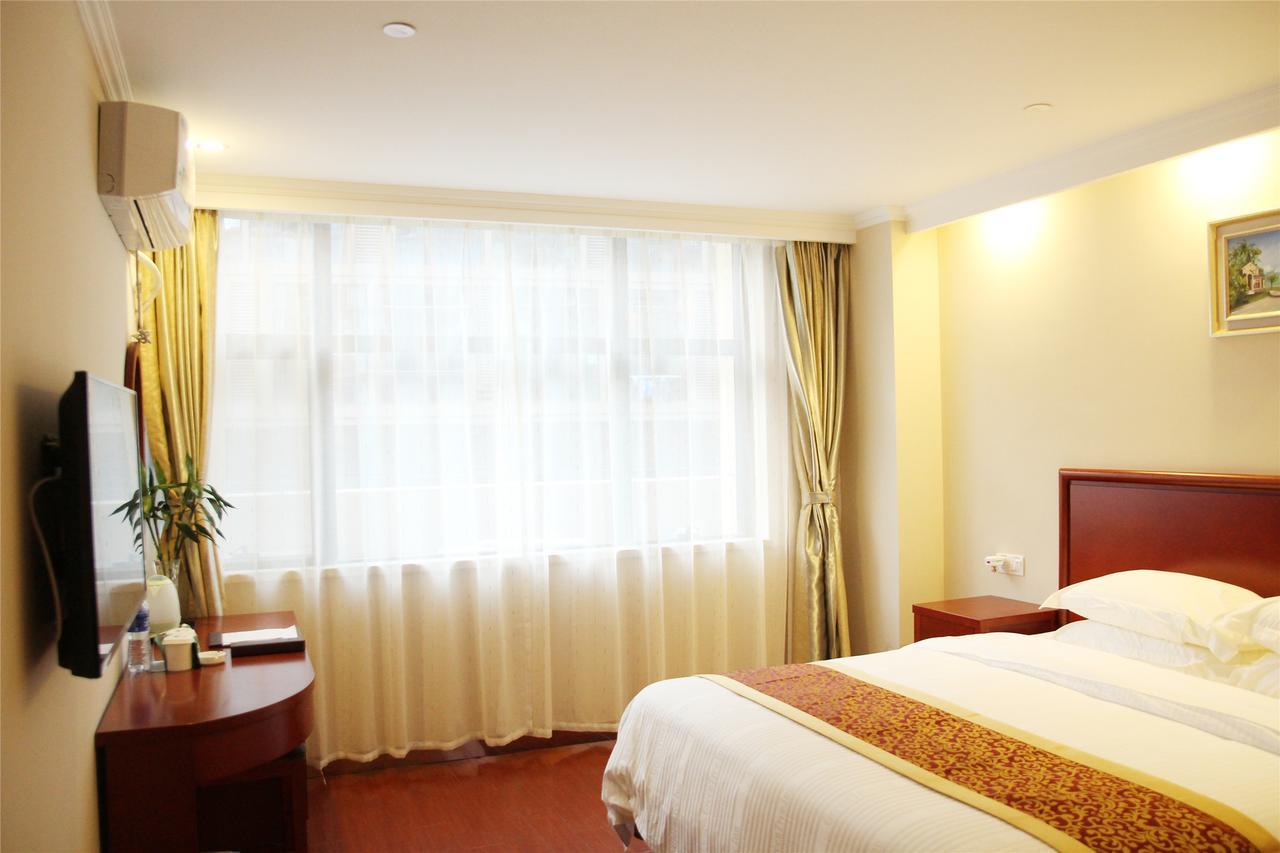 Greentree Inn Jiangxi Fuzhou Gandong Bridge Express Hotel Exteriör bild