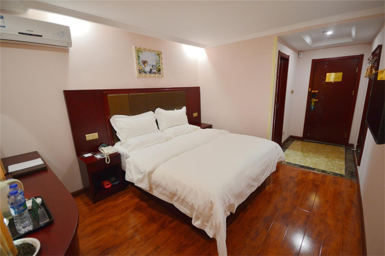 Greentree Inn Jiangxi Fuzhou Gandong Bridge Express Hotel Exteriör bild