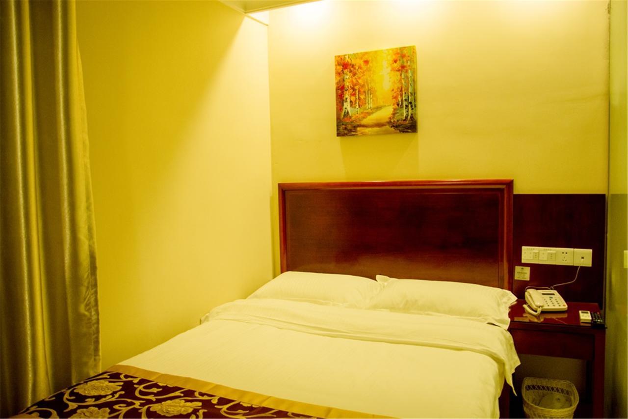 Greentree Inn Jiangxi Fuzhou Gandong Bridge Express Hotel Exteriör bild